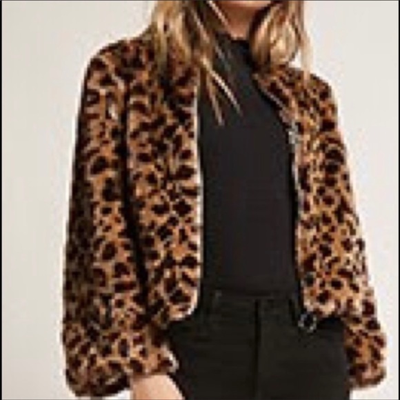 Apt.9 Vintage inspired 100 Leopard Cropped Coat , NWT - Picture 10 of 10